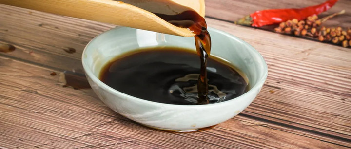 耐盐性谷氨酰胺酶在酱油发酵过程中的应用与分析